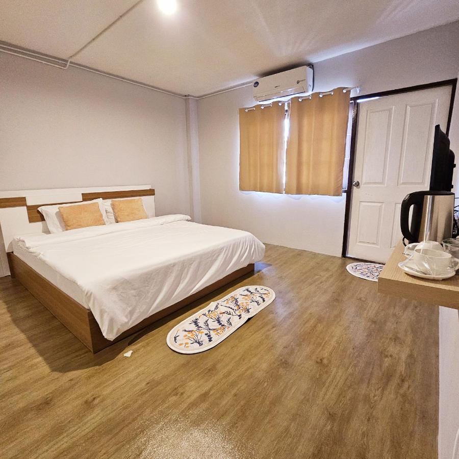 Kaneang Apartment-กันเองอพาร์ทเมนท์ Jomtien Beach Esterno foto