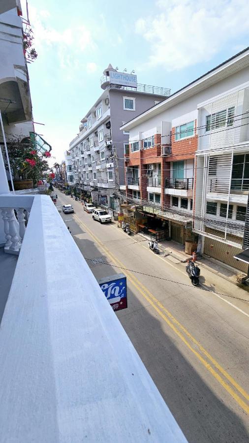 Kaneang Apartment-กันเองอพาร์ทเมนท์ Jomtien Beach Esterno foto